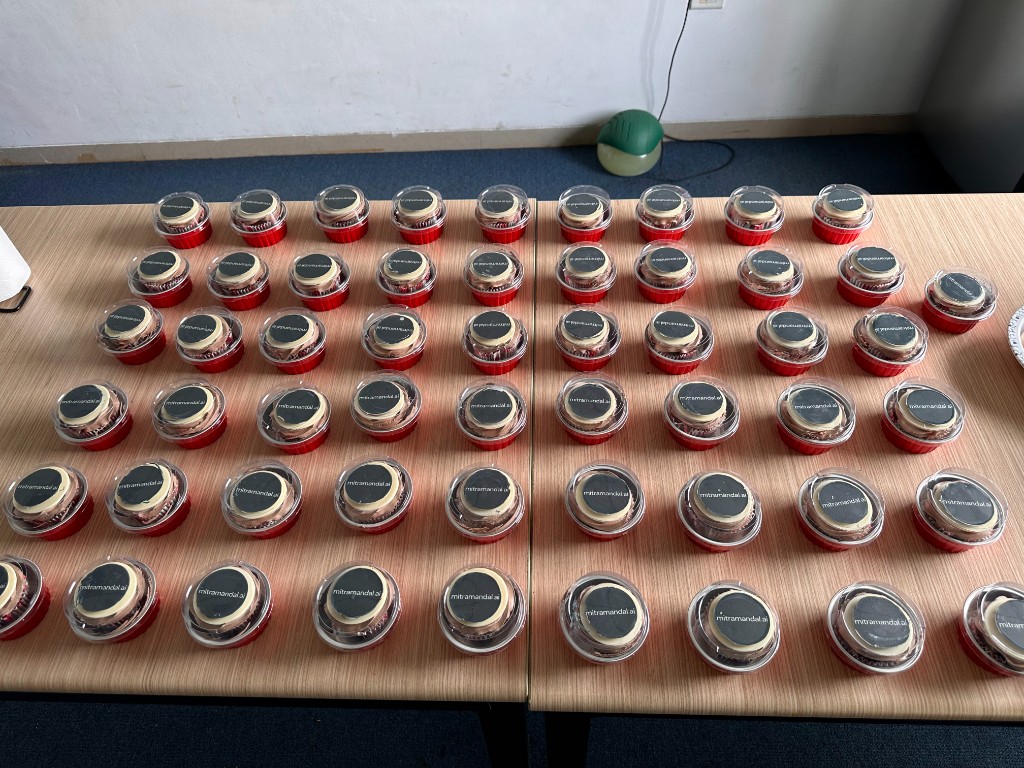 mitramandal.ai branded cupcakes at Episode 4
